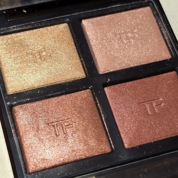 BNIB Tom Ford Eye Color Quad 40 Golden Hour Bronzer Summer Goddess Smokey Bridal - Picture 8 of 10